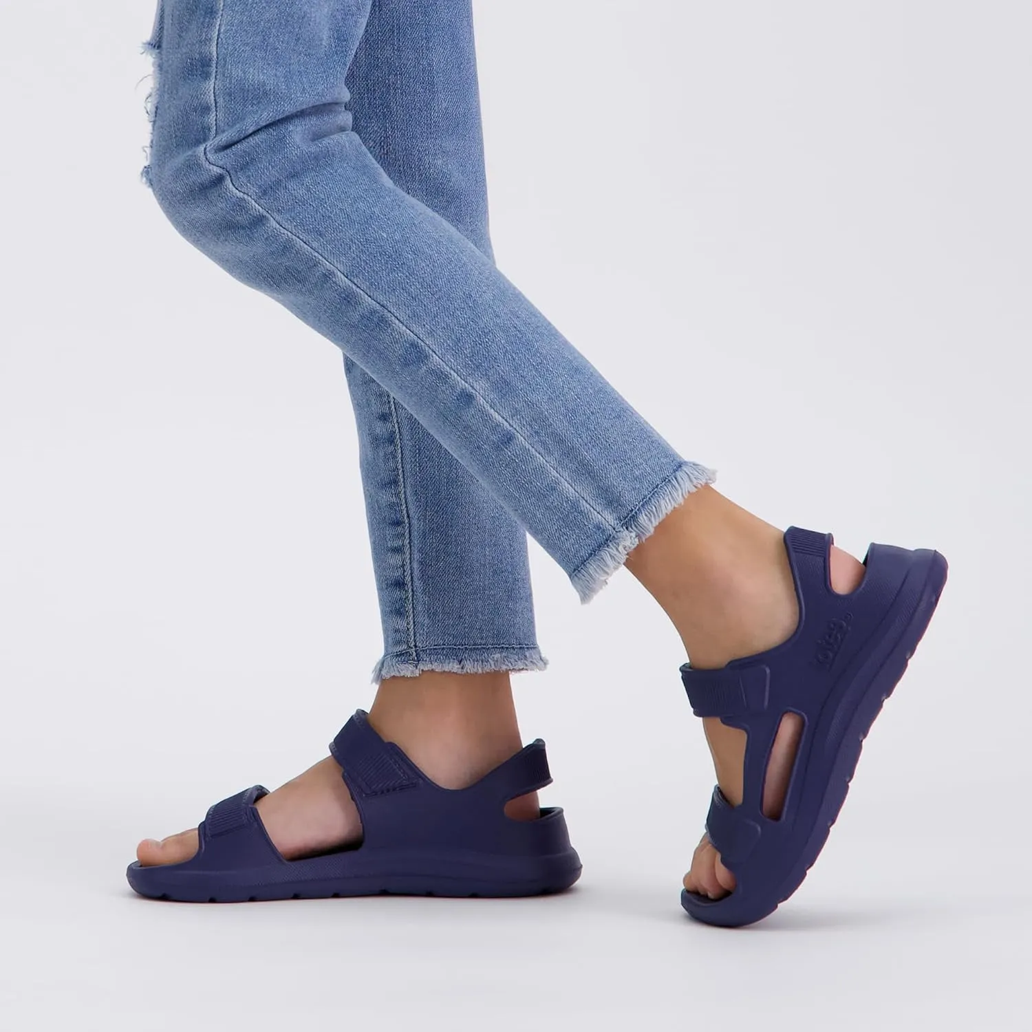 totes Boy's Everywear Molded Sport Sandal